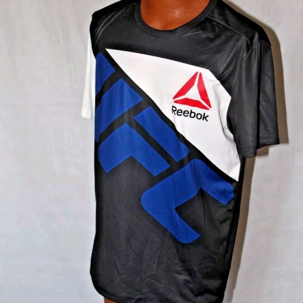 Reebok UFC Chris Weidman LARGE BRAND NEW Jersey